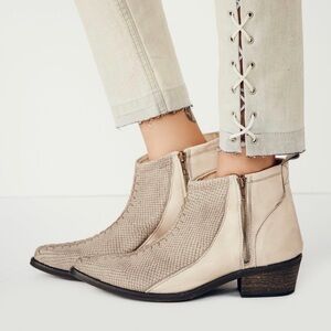 Free People Flying Ranch Ankle Boot-Mushroom Combo-Size 37